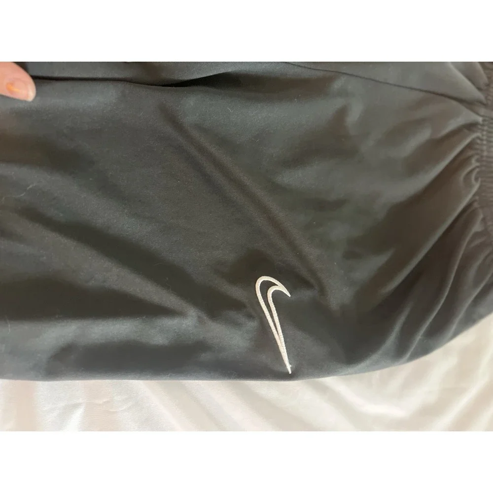 Nike Pants Gray SIZE MED Dri-Fit Elastic Waist Ankle Zip Pockets & Drawstring